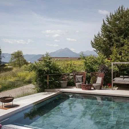 Hirzer 2781 Hotel